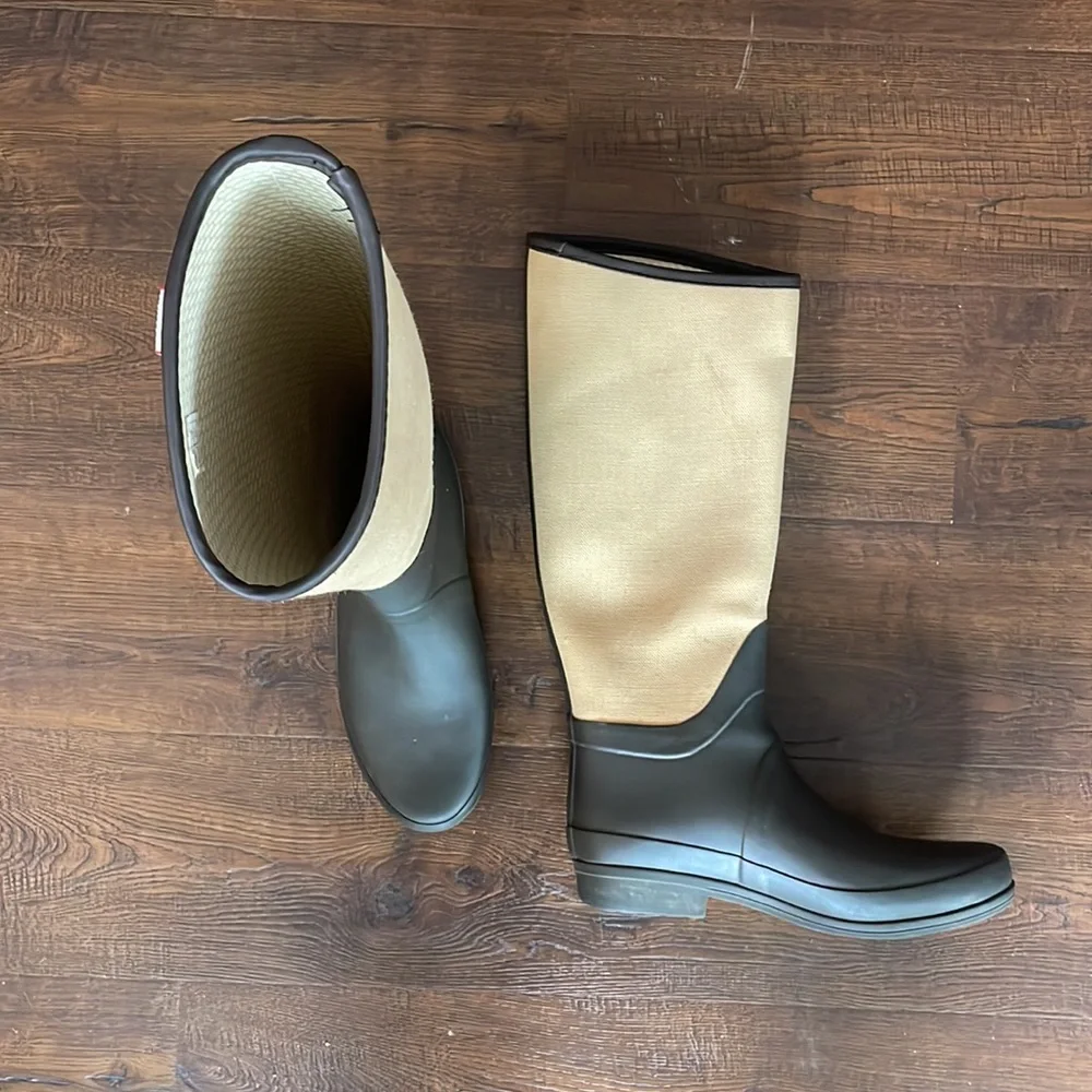 Hunter Tall Beige and Black Rain Boots